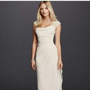 BRAND NEW David's Bridal DB STudio Wedding Dress💍